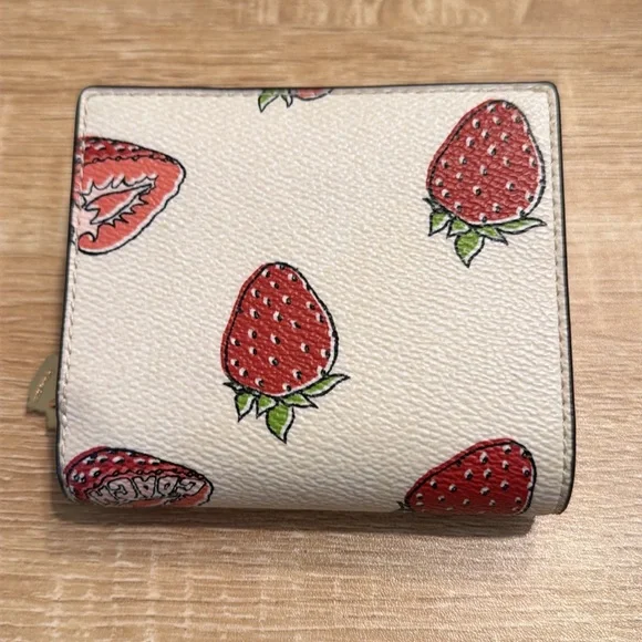 Coach White Wallet with Strawberry Print - Picture 6 of 10